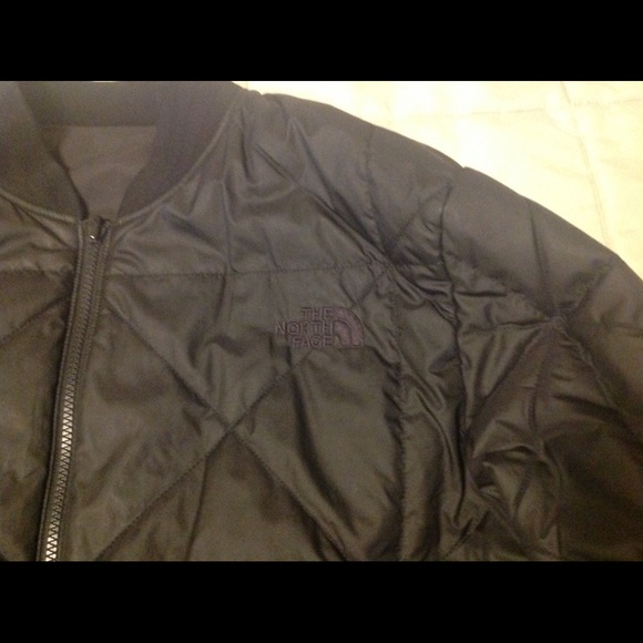 Men’s North Face Reversible Starter Jacket - Picture 4 of 4